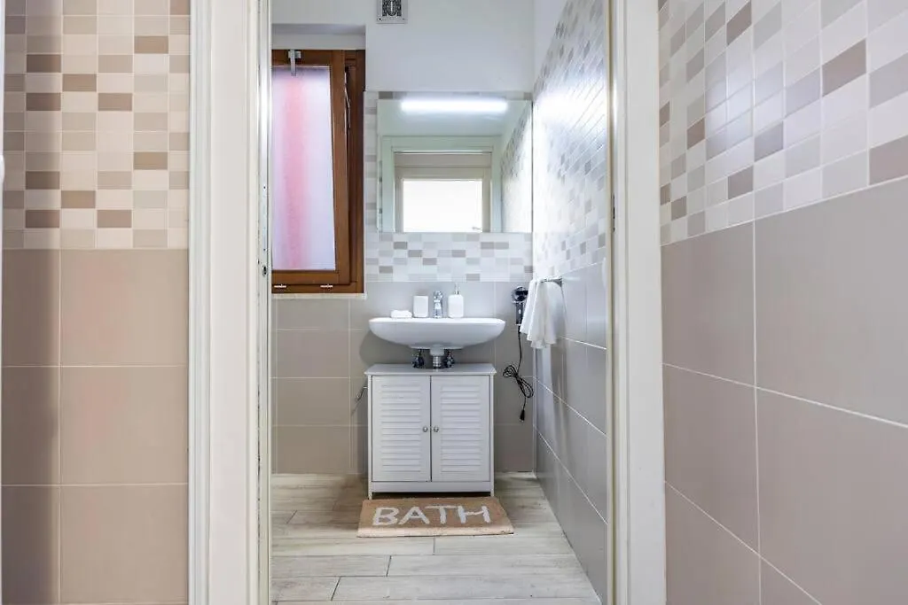 Apartment Roma Relax 1 Con Wifi-Ac-Netflix Italy